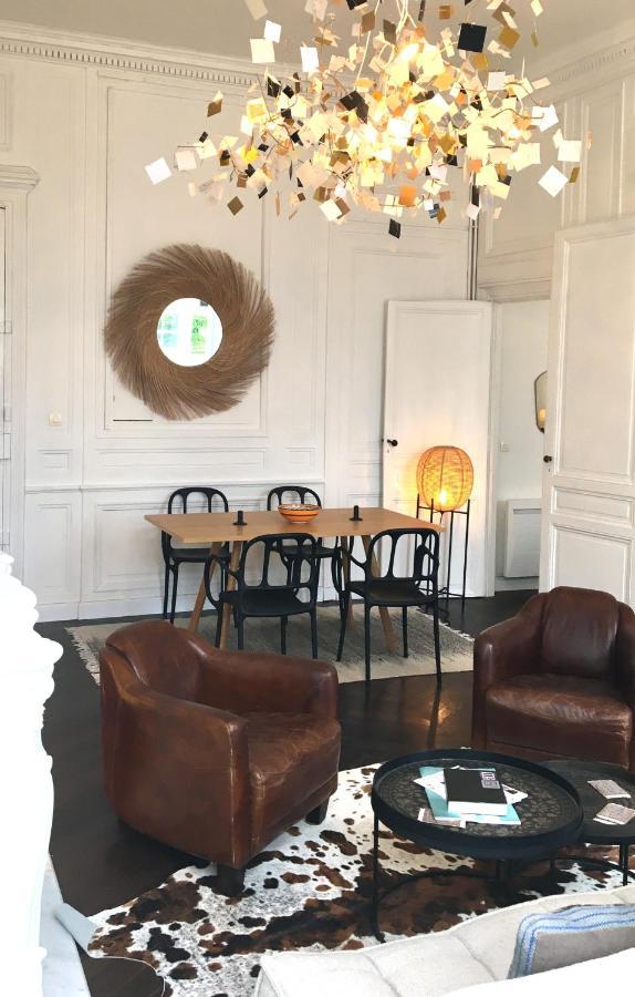 Chic Appartement In Bordeaux Golden Triangle Bordéus Exterior foto